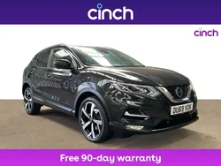 Black Used 2019 Nissan Qashqai Tekna SUV | £14,279 (Fair price)