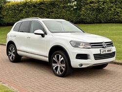 White Used 2012 VW Touareg SE SUV | £8,495 (Fair price)