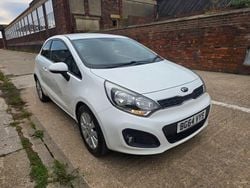 White Used 2014 Kia Rio 2 Hatchback | £3,495 (Good price)