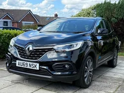 Black Used 2020 Renault Kadjar Iconic SUV | £9,945 (Fair price)