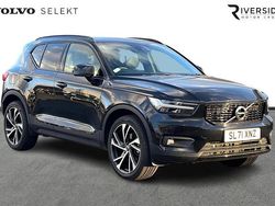 Onyx black Used 2021 Volvo XC40 R-Design Pro SUV | £25,950 (Fair price)