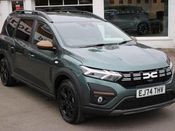 Green Used 2024 Dacia Jogger Extreme MPV | £22,830 (A bit pricey)