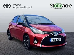 Red/black Used 2016 Toyota Yaris Hybrid Design Hatchback | £11,000 (Fair price)