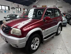 Red Used 2005 Suzuki Grand Vitara SUV | £950 (Super price)