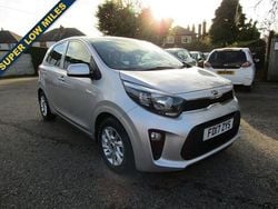 Silver Used 2017 Kia Picanto Hatchback | £7,950 (Good price)