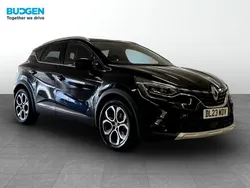 Diamond black Used 2023 Renault Captur Techno SUV | £16,400 (Fair price)