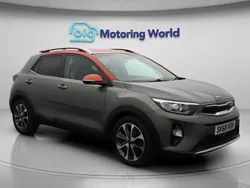 Grey Used 2018 Kia Stonic 4 SUV | £10,000 (Fair price)