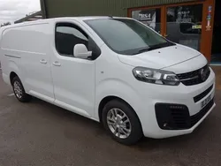 White Used 2021 Vauxhall Vivaro Sportive Van | £10,995 (Fair price)