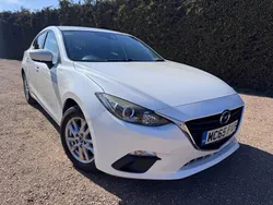 White Used 2015 Mazda 3 Hatchback | £5,485 (Fair price)