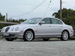 Silver Used 2000 Jaguar S-Type SE Sedan | £3,995 (Fair price)