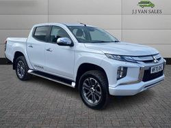 White Used 2020 Mitsubishi L200 Warrior Pickup | £11,995 (Fair price)