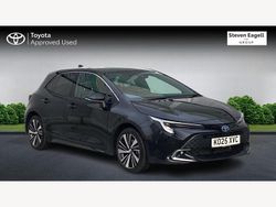 Black Used 2025 Toyota Corolla Design Hatchback | £27,999