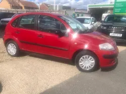 Red Used 2003 Citroën C3 Hatchback | £1,275 (Fair price)