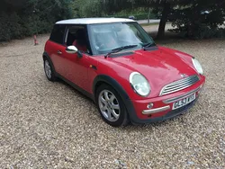 Red Used 2003 Mini Cooper Hatch Hatchback | £1,350