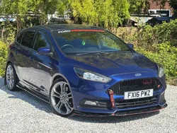 Blue Used 2016 Ford Focus ST Hatchback | £6,994 (Super price)