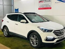 White Used 2016 Hyundai Santa Fe Premium SE SUV | £9,250 (Fair price)