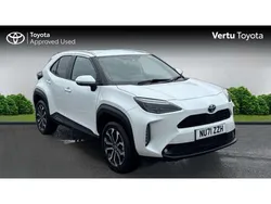 White Used 2021 Toyota Yaris Cross Design SUV | £19,689 (Good price)