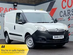 White Used 2016 Vauxhall Combo MPV | £5,994 (A bit pricey)
