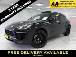 Black Used 2017 Porsche Macan SUV | £26,895 (A bit pricey)