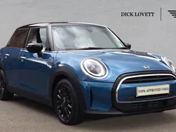Blue Used 2021 Mini Cooper Classic Hatchback | £15,495 (Fair price)