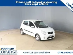 White Used 2010 Kia Picanto 2 Hatchback | £2,495 (Fair price)
