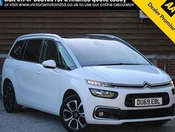 White Used 2019 Citroën C4 SpaceTourer Flair MPV | £14,995 (Fair price)