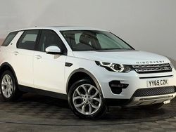 White Used 2015 Land Rover Discovery Sport HSE SUV | £9,495 (Fair price)