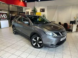 Grey Used 2016 Nissan Qashqai N-Connecta SUV | £5,492 (Fair price)