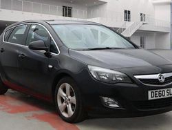 Black Used 2010 Vauxhall Astra SRi Hatchback | £2,500 (Good price)