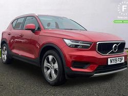 Red Used 2019 Volvo XC40 Momentum SUV | £19,299 (Fair price)