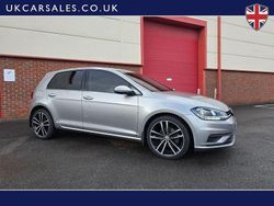 Silver Used 2019 VW Golf VII S Hatchback | £9,999 (Fair price)