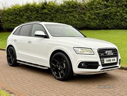 White Used 2016 Audi SQ5 SUV | £15,750 (A bit pricey)