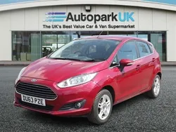 Red Used 2013 Ford Fiesta Zetec Hatchback | £5,695 (Fair price)