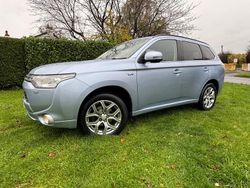 Blue Used 2015 Mitsubishi Outlander P-HEV Estate | £5,995 (Fair price)