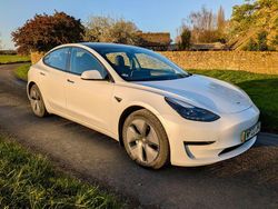 White Used 2022 Tesla Model 3 Long Range AWD Sedan | £17,995 (Fair price)
