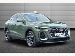 Green Used 2025 Audi Q5 Sportback Advanced SUV | £52,150 (Fair price)