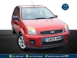 Red Used 2009 Ford Fusion Zetec Hatchback | £2,300 (Good price)