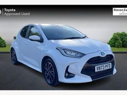 Used 2025 Toyota Yaris Hybrid Design Hatchback | £18,618 (Fair price)