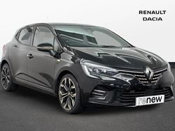 Black Used 2021 Renault Clio V SE Hatchback | £12,000 (Fair price)