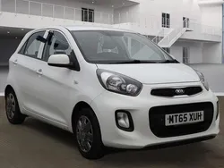 White Used 2015 Kia Picanto 2 Hatchback | £4,490 (Fair price)