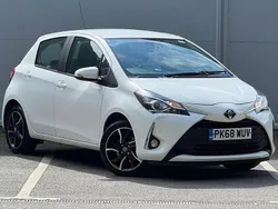White Used 2018 Toyota Yaris Hatchback | £8,495 (Fair price)