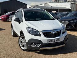 White Used 2015 Vauxhall Mokka Edition SUV | £3,999 (Fair price)