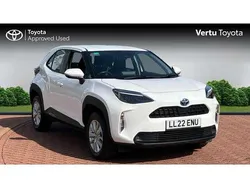 White Used 2022 Toyota Yaris Cross SUV | £18,760 (Good price)