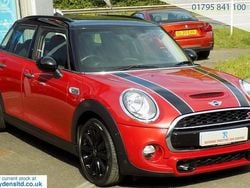 Blazing red metallic Used 2015 Mini Cooper S Hatch Hatchback | £8,790 (Fair price)