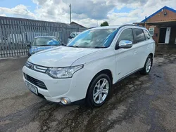 White Used 2013 Mitsubishi Outlander SUV | £3,995 (Fair price)