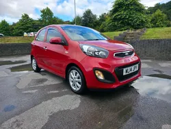 Red Used 2014 Kia Picanto Hatchback | £5,495 (Fair price)