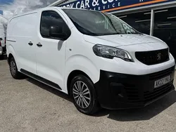 White Used 2022 Peugeot Expert Premium Van | £10,995 (Fair price)