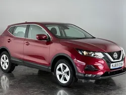 Red Used 2019 Nissan Qashqai Acenta Premium SUV | £12,850 (Super price)