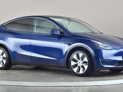 Blue Used 2022 Tesla Model Y Long Range AWD SUV | £25,498 (Fair price)