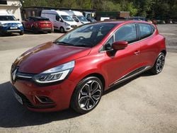 Red Used 2017 Renault Clio IV Dynamique Hatchback | £5,195 (Fair price)